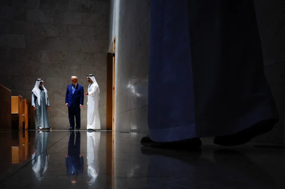 Доналд Тръмп по време на посещение в ОАЕ. 16 май 2025 г. Brian Snyder / Reuters / Scanpix / LETA