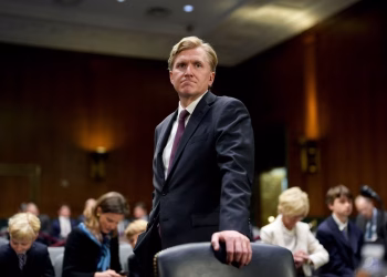 Служител на Пентагона в Центъра за оръжия спира работата по Украйна и иска САЩ да се съсредоточат върху Китай