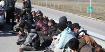 „Нито една цивилизация не е канила нашественици и не ги е настанявала в четиризвездни хотели“ – професор Джеймс Ор