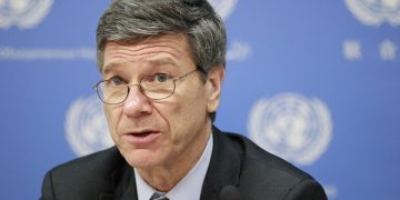 Джефри Сакс призовава Европа: „Обадете се на Путин!“