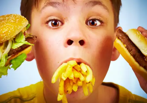 Как да се справим с преяждането? Златните съвети на Аюрведа