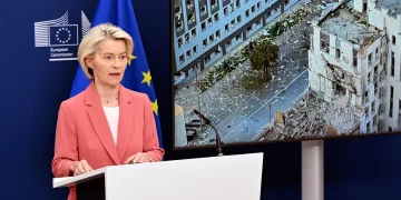 Войната в Украйна: „Владимир Путин трябва да седне на масата за преговори“, казва Урсула фон дер Лайен след среща с Доналд Тръмп