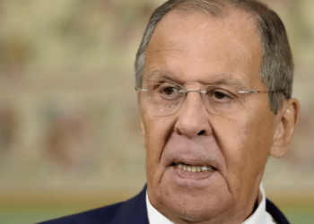 Лавров: Зеленски, в стил „Квартал 95“, подкопава усилията за разрешаване на конфликта