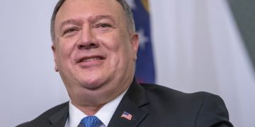 Майк Помпео ще съветва украинската оръжейна компания, обвинена в корупция