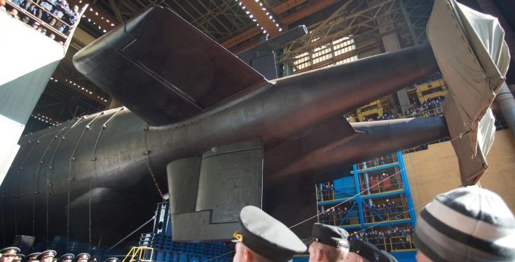 Подводница „Белгород“ на церемония по спускане на вода