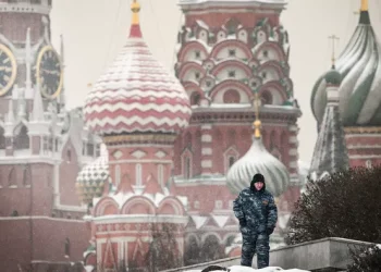 Франция и ЕС са заплашени да платят десетки милиарди евро на олигарси и компании, близки до Кремъл