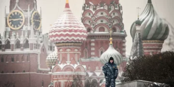 Франция и ЕС са заплашени да платят десетки милиарди евро на олигарси и компании, близки до Кремъл