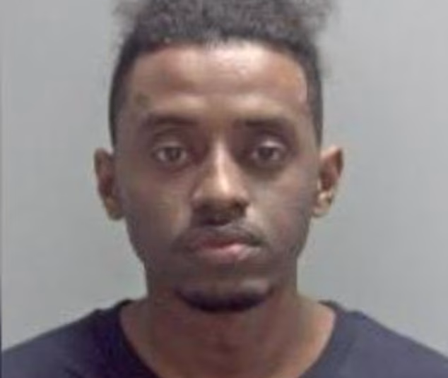 „Хищникът“ Дан Тесфалул, 27, изнасилва жена, след като я е залял с напитки в нощен клуб в Норич