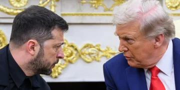 Президентът на Украйна Володимир Зеленски и президентът Доналд Тръмп в среща в Овалния кабинет през август | AFP чрез Getty Images