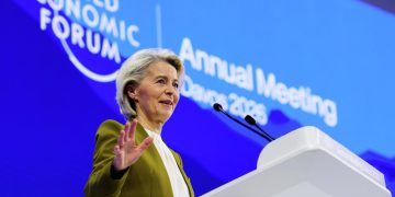 Китай или ЕС: Кой ще се справи с Тръмп?