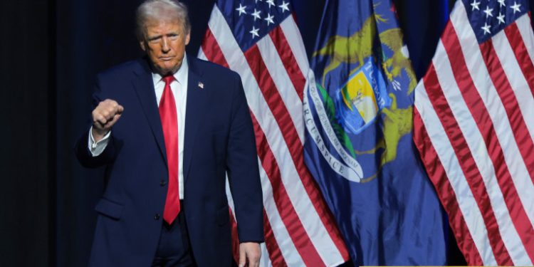 The Guardian: Митническият шок на Тръмп предполага, че стратегията на ЕС за ласкателство и помирение се е провалила