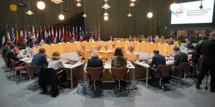 ЕС обмисля създаването на позицията на преговарящ с Путин