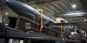 Украинският президент потвърждава, че руски удари са унищожили ключова производствена линия за крилати ракети