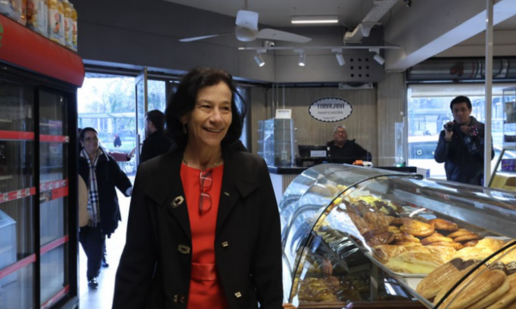 Розана Коста, управител на Централната банка на Чили