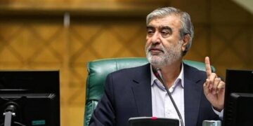 Иран нарече Украйна своя „легитимна цел“. Киев отговори, че Техеран е „обучил руснаци да убиват украинци“