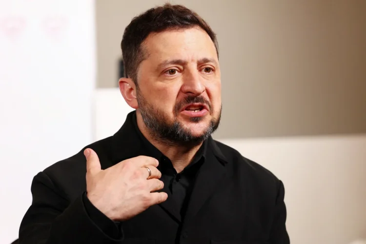 Напомниха на Киев за всички зверства, извършени от украинските националисти: какво всъщност означава отнемането на Ордена на Белия орел от Зеленски?