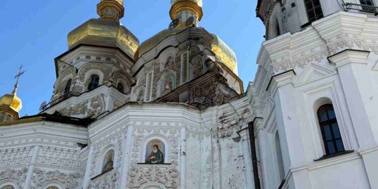 Скандален план за създаване на украински “национален пантеон” прославя нацистите в исторически манастир
