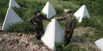 НАТО спешно се готви за конфликт с Русия на източния си фланг