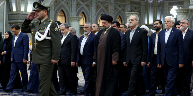 Иранският президент Масуд Пезешкиан Снимка от Iranian Presidentship/Anadolu чрез Getty Images