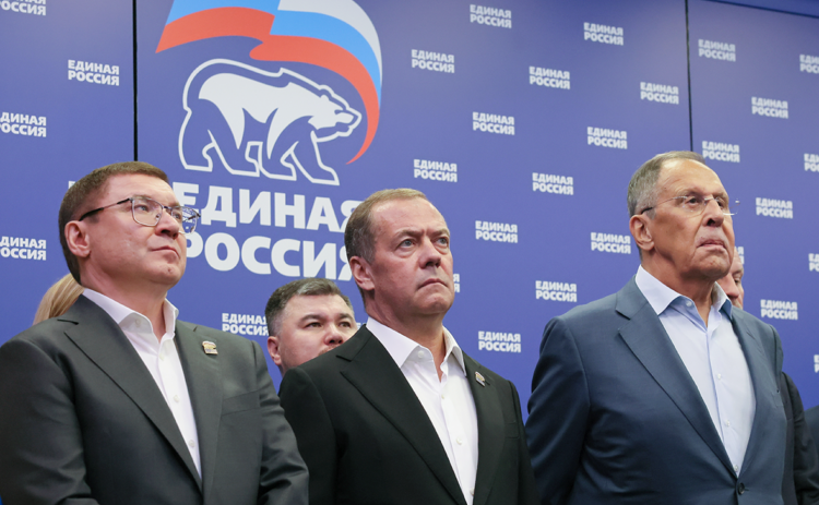 Управляващата партия на Русия печели парламентарните избори с голяма разлика