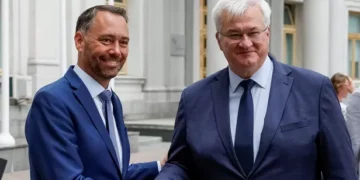 Белгийският външен министър Максим Прево се среща с украинския външен министър Андрий Сибиха, докато Русия започва офанзива срещу Украйна, в Киев, Украйна, на 18 август 2026 г. Глеб Гаранич / REUTERS