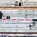 Празни рафтове в супермаркет в Киев. Без нов транш от западна помощ, украинците може да се сблъскат с тежка зима на строги ограничения. Снимка: SOPA Images/LightRocket чрез Getty Images/Михайло Палинчак