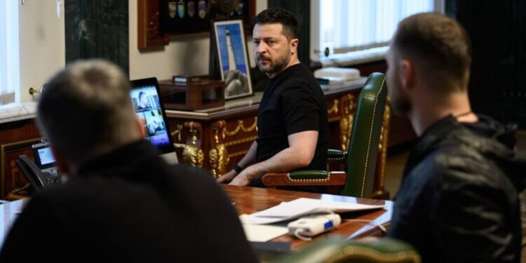 Вярвал ли е Зеленски в нападение на Русия през февруари 2022 г.?